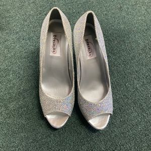 Dyeables sparkly silver heels
